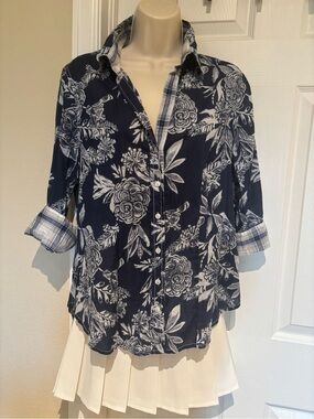 Cino navy floral and plaid contrasting print button down shirt